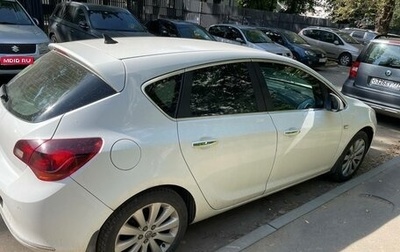 Opel Astra J, 2013 год, 900 000 рублей, 1 фотография