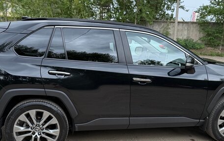 Toyota RAV4, 2022 год, 4 000 000 рублей, 8 фотография