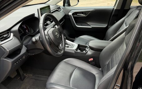 Toyota RAV4, 2022 год, 4 000 000 рублей, 12 фотография