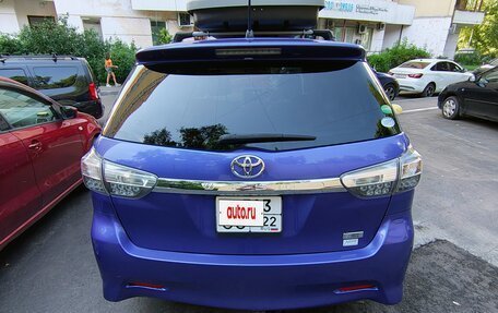 Toyota Wish II, 2013 год, 1 450 000 рублей, 4 фотография