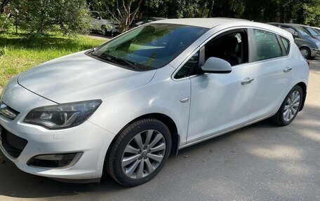 Opel Astra J, 2013 год, 900 000 рублей, 4 фотография