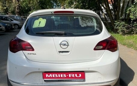 Opel Astra J, 2013 год, 900 000 рублей, 5 фотография