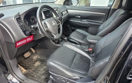 Mitsubishi Outlander III рестайлинг 3, 2012 год, 1 370 000 рублей, 7 фотография