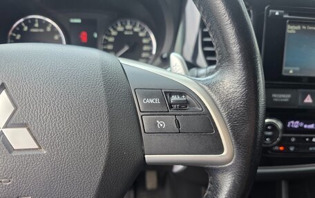 Mitsubishi Outlander III рестайлинг 3, 2012 год, 1 370 000 рублей, 15 фотография