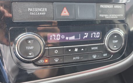 Mitsubishi Outlander III рестайлинг 3, 2012 год, 1 370 000 рублей, 19 фотография