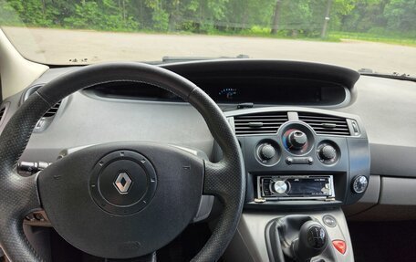 Renault Scenic III, 2004 год, 450 000 рублей, 13 фотография