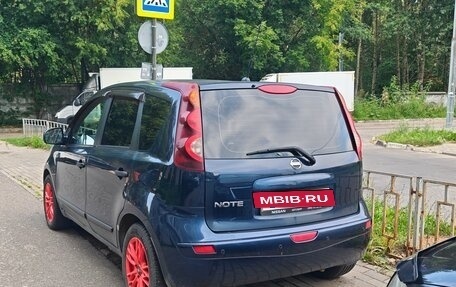 Nissan Note II рестайлинг, 2010 год, 700 000 рублей, 4 фотография