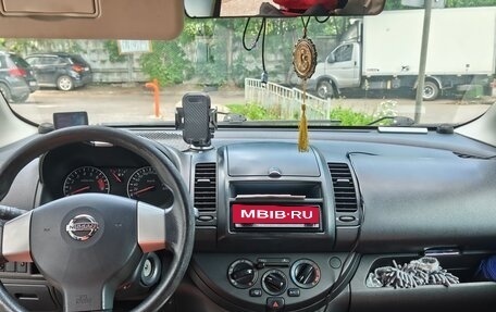 Nissan Note II рестайлинг, 2010 год, 700 000 рублей, 7 фотография