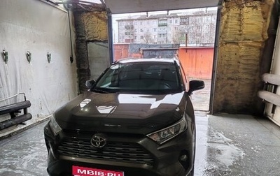 Toyota RAV4, 2020 год, 2 825 000 рублей, 1 фотография