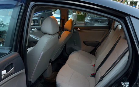 Hyundai Solaris II рестайлинг, 2012 год, 800 000 рублей, 10 фотография