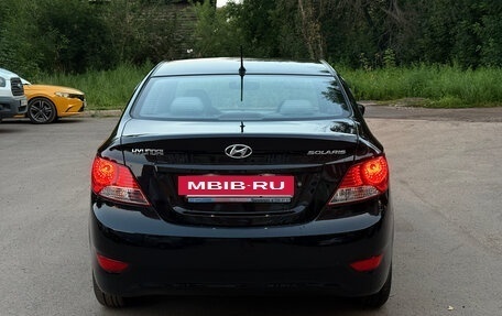 Hyundai Solaris II рестайлинг, 2012 год, 800 000 рублей, 4 фотография