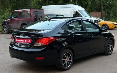 Hyundai Solaris II рестайлинг, 2012 год, 800 000 рублей, 5 фотография