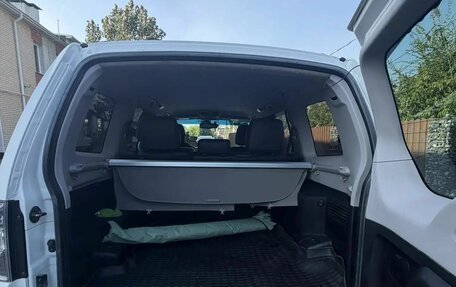 Mitsubishi Pajero IV, 2011 год, 2 100 000 рублей, 9 фотография