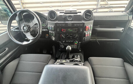 Land Rover Defender I, 2012 год, 4 100 000 рублей, 18 фотография