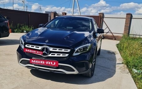 Mercedes-Benz GLA, 2017 год, 2 250 000 рублей, 9 фотография