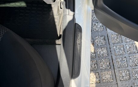 Toyota Corolla, 2011 год, 970 000 рублей, 19 фотография