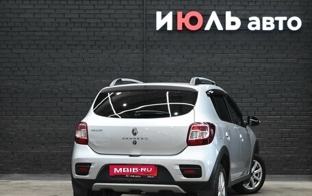 Renault Sandero II рестайлинг, 2018 год, 1 250 000 рублей, 7 фотография