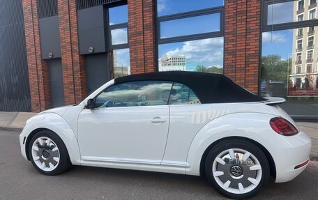 Volkswagen Beetle, 2019 год, 3 750 000 рублей, 2 фотография