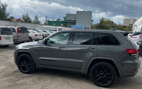 Jeep Grand Cherokee, 2019 год, 3 650 000 рублей, 21 фотография