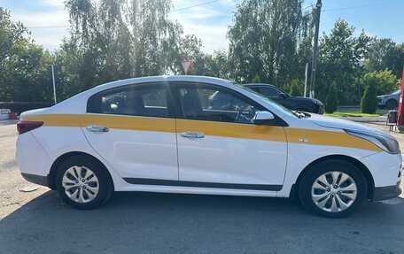 KIA Rio IV, 2018 год, 650 000 рублей, 3 фотография