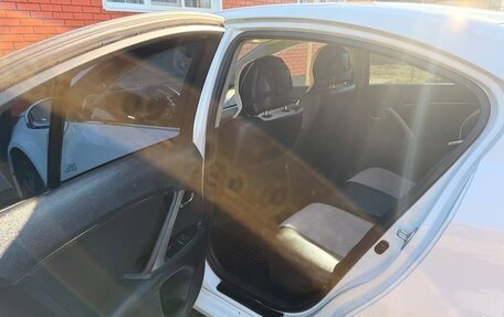 Toyota Avensis III рестайлинг, 2012 год, 1 300 000 рублей, 8 фотография