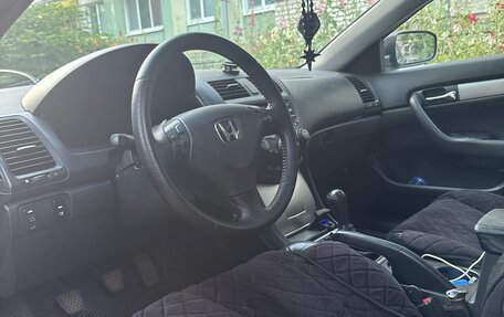 Honda Accord VII рестайлинг, 2003 год, 600 000 рублей, 8 фотография