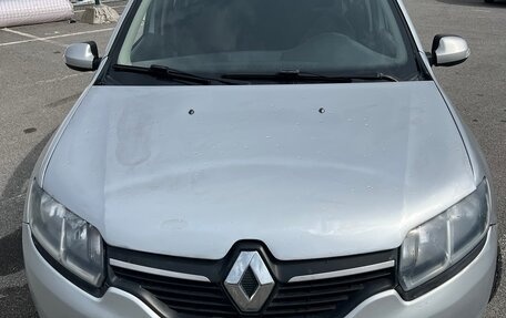 Renault Logan II, 2018 год, 340 000 рублей, 2 фотография