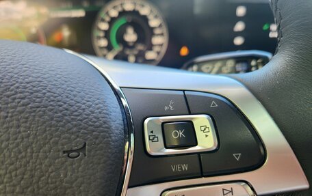 Volkswagen Touareg III, 2019 год, 3 600 000 рублей, 10 фотография