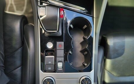 Volkswagen Touareg III, 2019 год, 3 600 000 рублей, 13 фотография