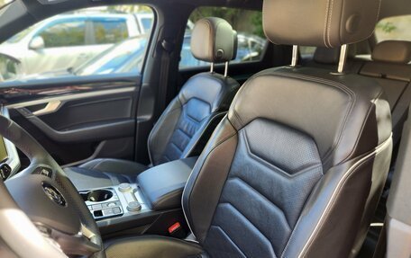 Volkswagen Touareg III, 2019 год, 3 600 000 рублей, 19 фотография