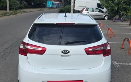 KIA Rio III рестайлинг, 2015 год, 775 000 рублей, 10 фотография