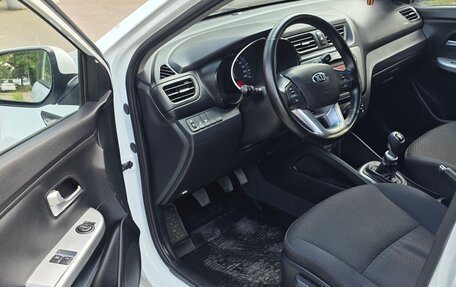 KIA Rio III рестайлинг, 2015 год, 775 000 рублей, 28 фотография