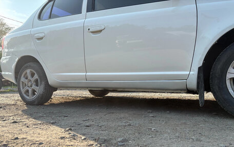 Toyota Platz, 2003 год, 360 000 рублей, 28 фотография