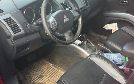 Mitsubishi Outlander III рестайлинг 3, 2012 год, 1 250 000 рублей, 3 фотография