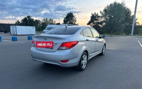 Hyundai Solaris II рестайлинг, 2011 год, 590 000 рублей, 7 фотография