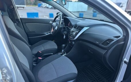 Hyundai Solaris II рестайлинг, 2011 год, 590 000 рублей, 8 фотография