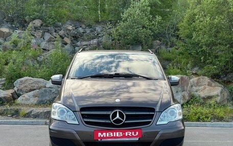 Mercedes-Benz Viano, 2013 год, 2 100 000 рублей, 2 фотография
