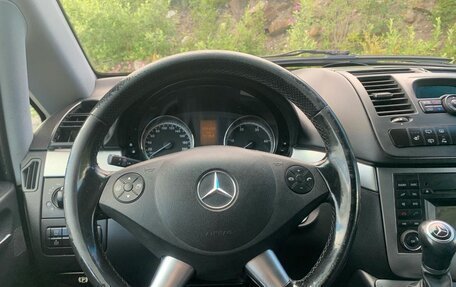 Mercedes-Benz Viano, 2013 год, 2 100 000 рублей, 20 фотография