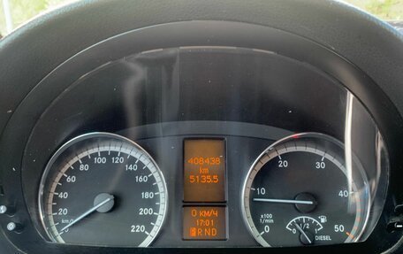 Mercedes-Benz Viano, 2013 год, 2 100 000 рублей, 21 фотография