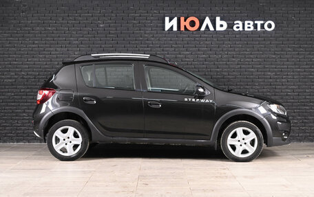 Renault Sandero II рестайлинг, 2014 год, 1 000 000 рублей, 7 фотография