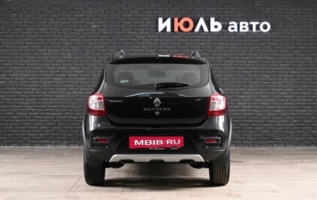 Renault Sandero II рестайлинг, 2014 год, 1 000 000 рублей, 5 фотография