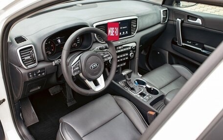 KIA Sportage IV рестайлинг, 2019 год, 1 995 000 рублей, 9 фотография