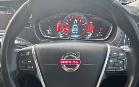 Volvo V40 II рестайлинг, 2013 год, 950 000 рублей, 6 фотография