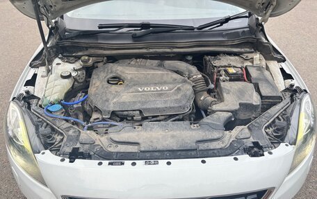 Volvo V40 II рестайлинг, 2013 год, 950 000 рублей, 15 фотография