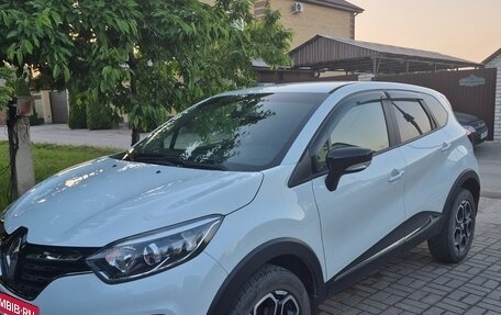 Renault Kaptur I рестайлинг, 2021 год, 1 690 000 рублей, 3 фотография