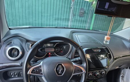 Renault Kaptur I рестайлинг, 2021 год, 1 690 000 рублей, 13 фотография