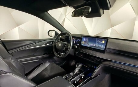 Toyota Camry, 2024 год, 3 589 000 рублей, 13 фотография
