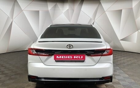Toyota Camry, 2024 год, 3 589 000 рублей, 8 фотография