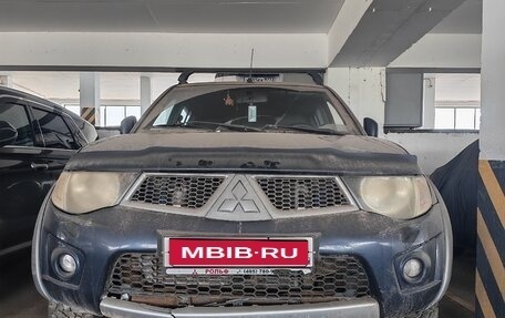 Mitsubishi L200 IV рестайлинг, 2011 год, 1 100 000 рублей, 1 фотография