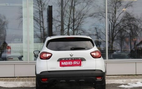 Renault Kaptur I рестайлинг, 2018 год, 888 000 рублей, 4 фотография